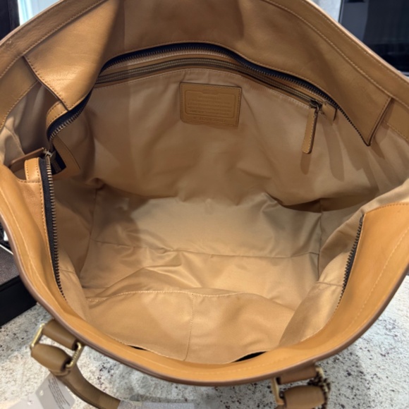 BLEECKER LEGACY LEATHER WEEKEND TOTE (COACH F70487), UNISEX, NWT - Picture 9 of 9